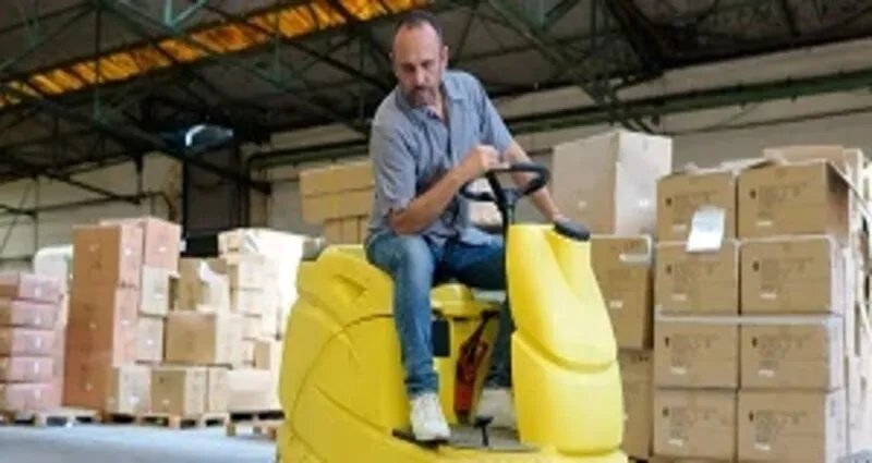 Mantenimiento de almacenes en Poyo 36994